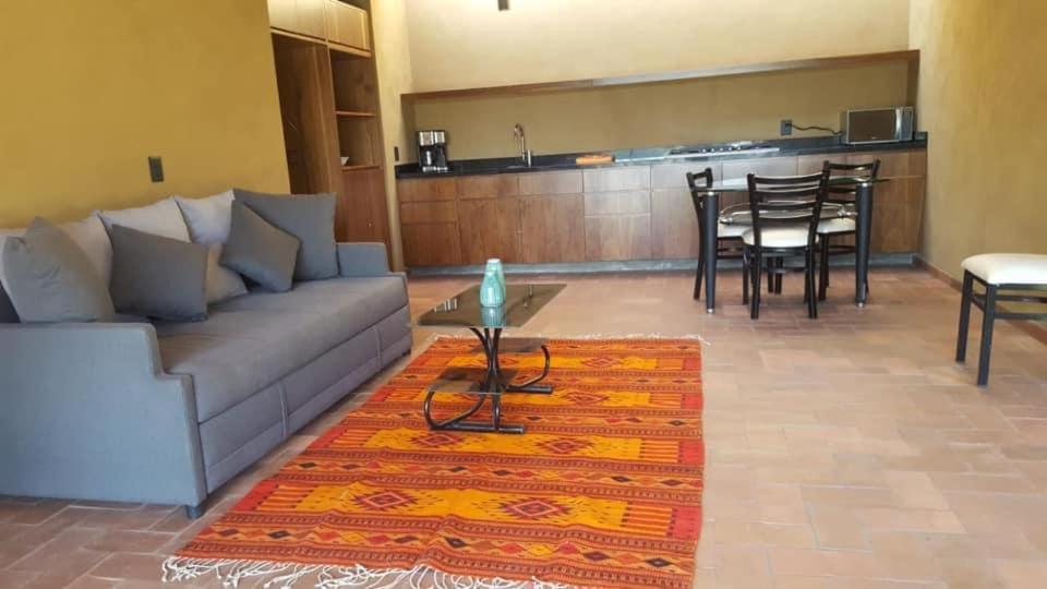 Hostal Villa Quieta Tepoztlán Esterno foto